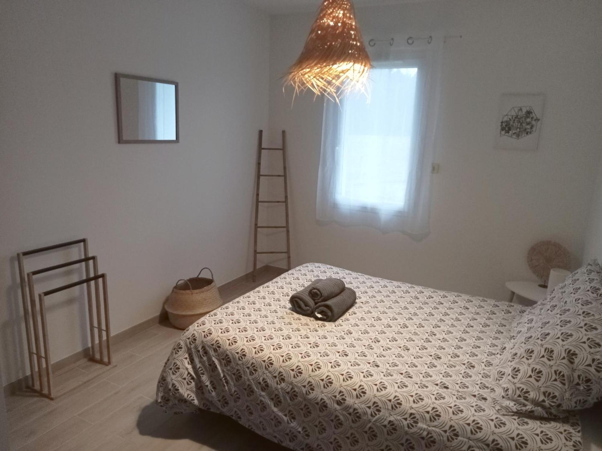 Comme A La Maison Sainte-Helene  Eksteriør billede